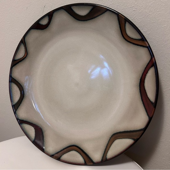 Pier 1 Set Dinner Plates Four "Wave" Stoneware Dinner Plates 11 Inches Brown Tan - Picture 2 of 7